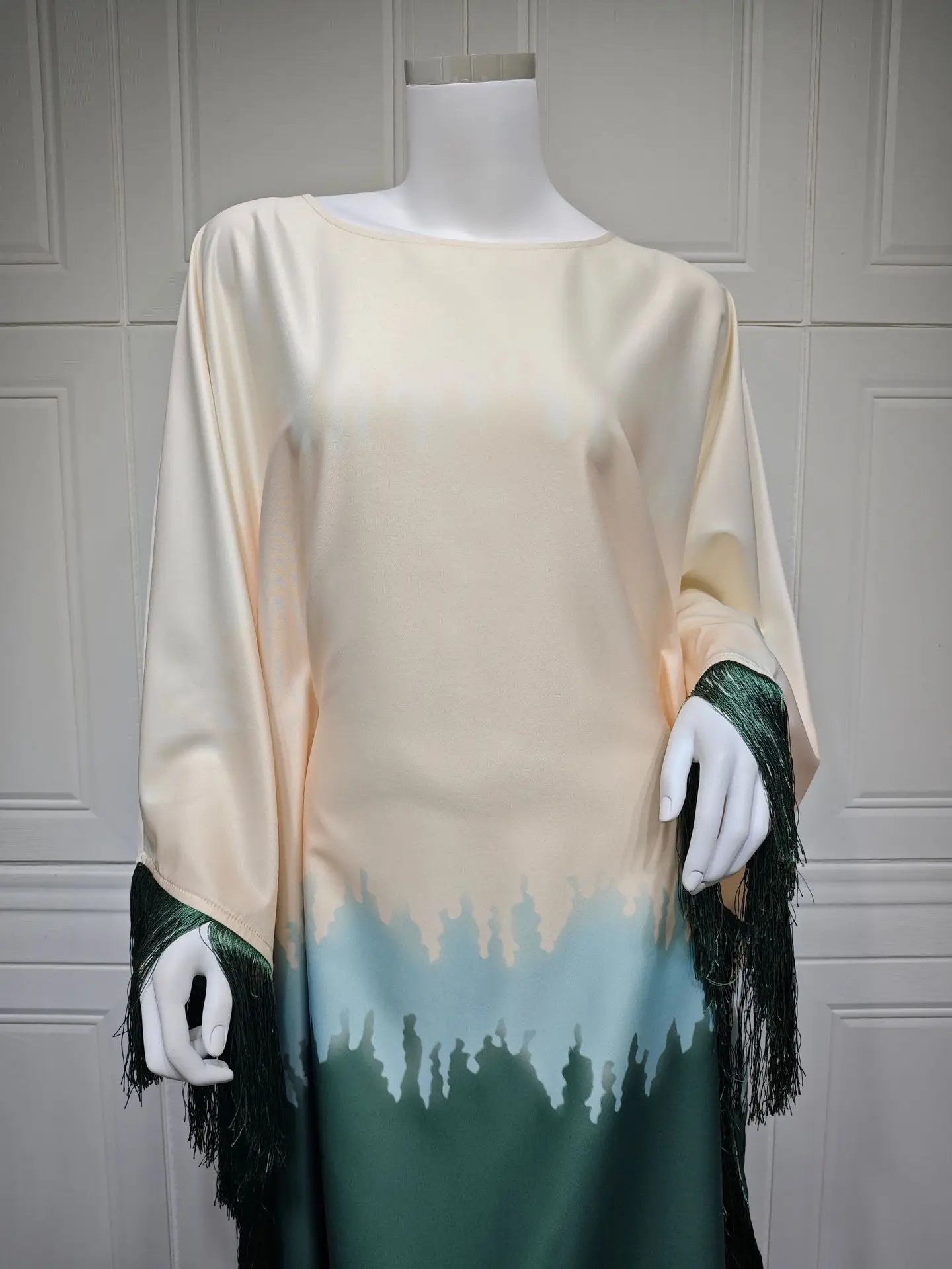 Modest Muslim Batwing Sleeve Gradient Color Tassel Kaftan Eid Al Adha Party Evening Dresses Moroccan Turkey Dubai Abaya Islam