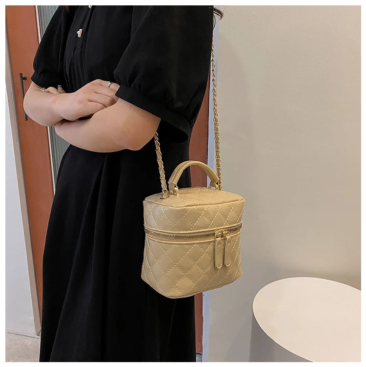 Trendy  Buet Handbag Women's Crossbody Bag Luxury Feel Small  Design Handbag Soft PU Leather Zipper Closure Casual
