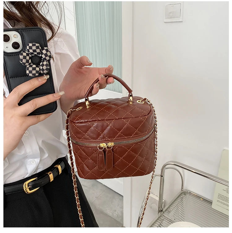 Trendy  Buet Handbag Women's Crossbody Bag Luxury Feel Small  Design Handbag Soft PU Leather Zipper Closure Casual