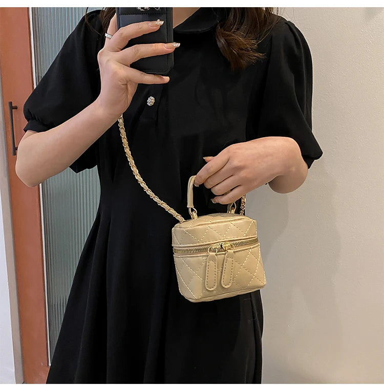 Trendy  Buet Handbag Women's Crossbody Bag Luxury Feel Small  Design Handbag Soft PU Leather Zipper Closure Casual