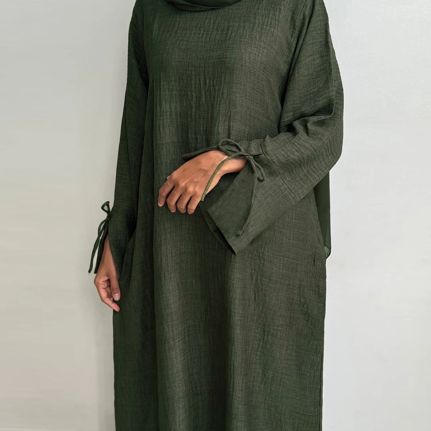 2025 New Ramadan Abaya Women Muslim Dress Solid Color Robe Dubai Abayas Eid Islam Clothing Turkish Casual Modest Robe for Adult
