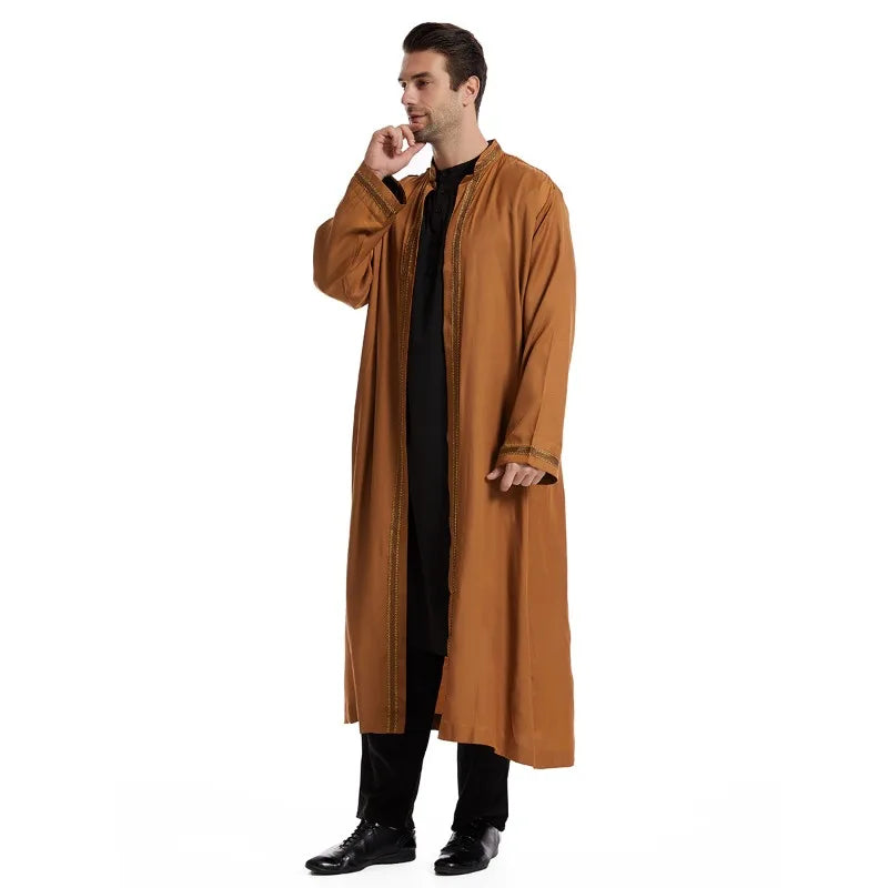 Elegant Bisht for Men Arabic Thobe Outer Robe Fashion Embroidery Islamic Jubba Kaftan Formal Ceremony Wear