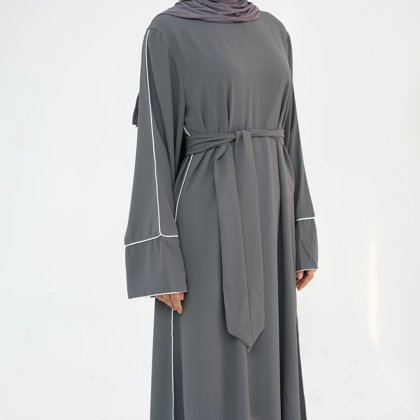 Eid Plain Closed Abaya Dress Silk Velvet Abayas for Women Dubai Luxury Muslim Modest Dresses Islamic Clothing Kaftan Hijab Robe