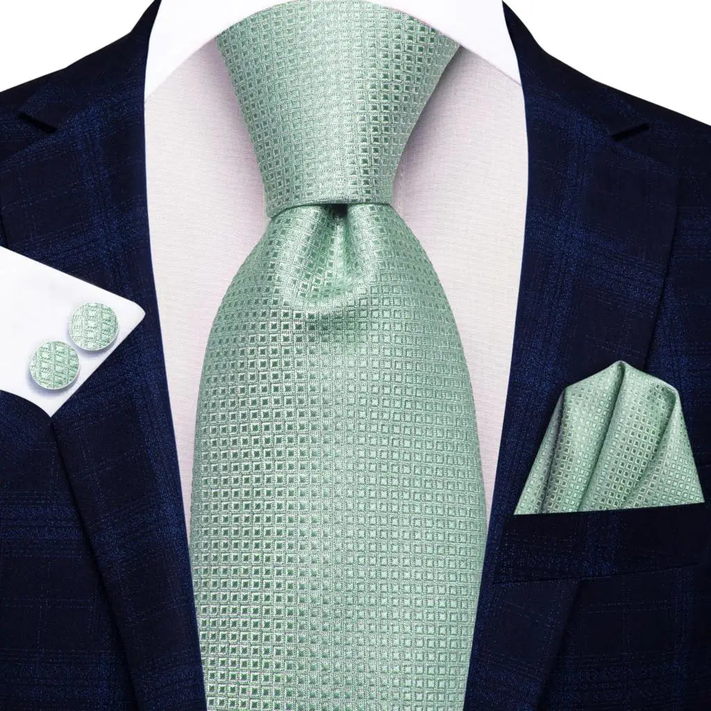 Hi-Tie Plaid Silk Tie For Men Elegant Mens Blue Grey Necktie Pocket Square Cufflink Groom Wedding Accessory Wholesale Designer