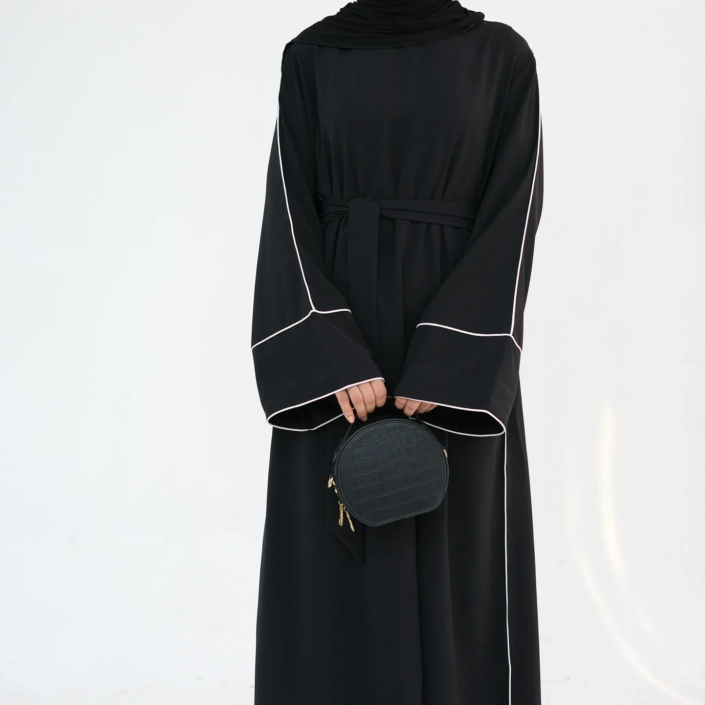 Eid Plain Closed Abaya Dress Silk Velvet Abayas for Women Dubai Luxury Muslim Modest Dresses Islamic Clothing Kaftan Hijab Robe