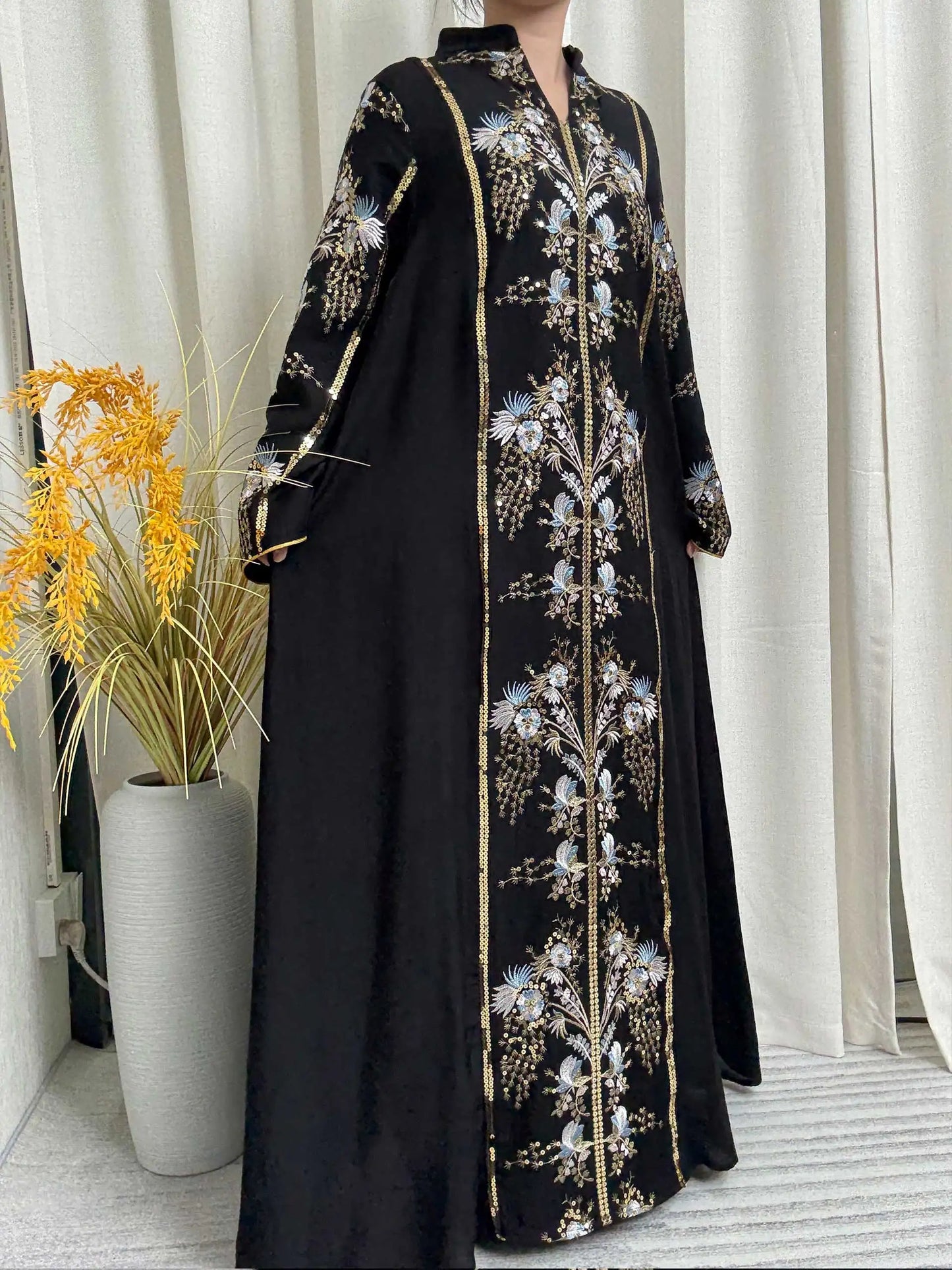 Black Muslim Abaya with Stand-Collar V-Neck Exquisite Blue-White Floral Embroidery Gold Accents Ideal for Ramadan Gatherings