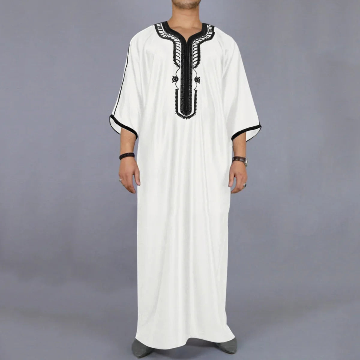2026 Men's Muslim Thobe Middle East Jubba Thobe Long Sleeves Islamic Robe Men Muslim Dress Saudi Arabic Hooded Thobe Abaya Male