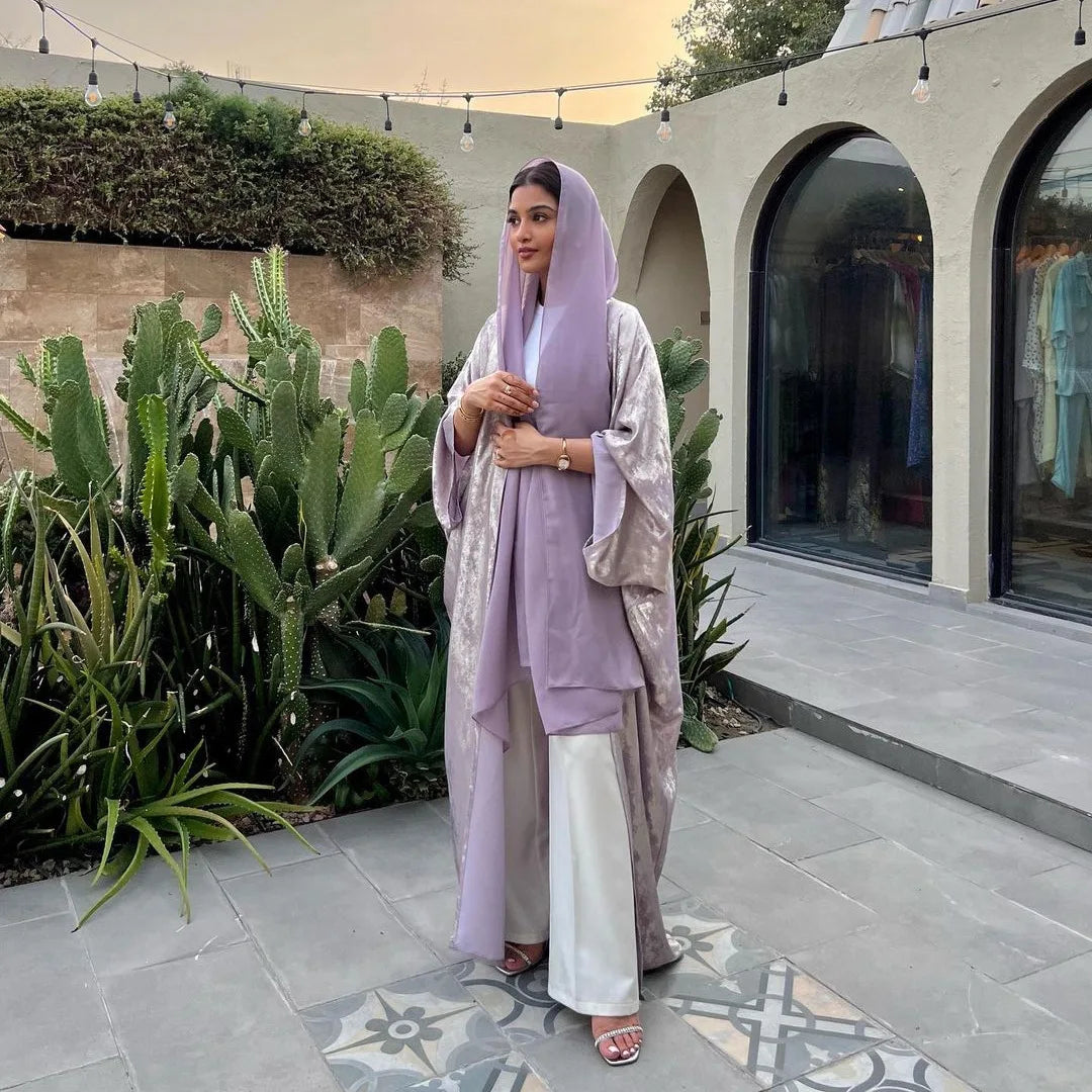 New Arrival Hot Selling UAE Dubai Luxury Abaya Fashion Design Kimono Turkey Outwear Open Batwing Sleeves Trend Long Abaya Robes