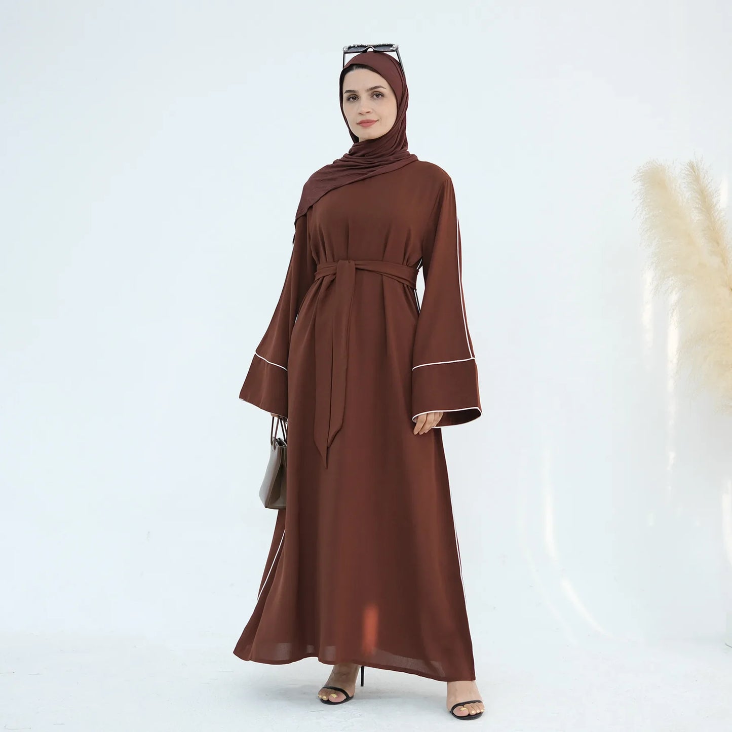 Eid Plain Closed Abaya Dress Silk Velvet Abayas for Women Dubai Luxury Muslim Modest Dresses Islamic Clothing Kaftan Hijab Robe