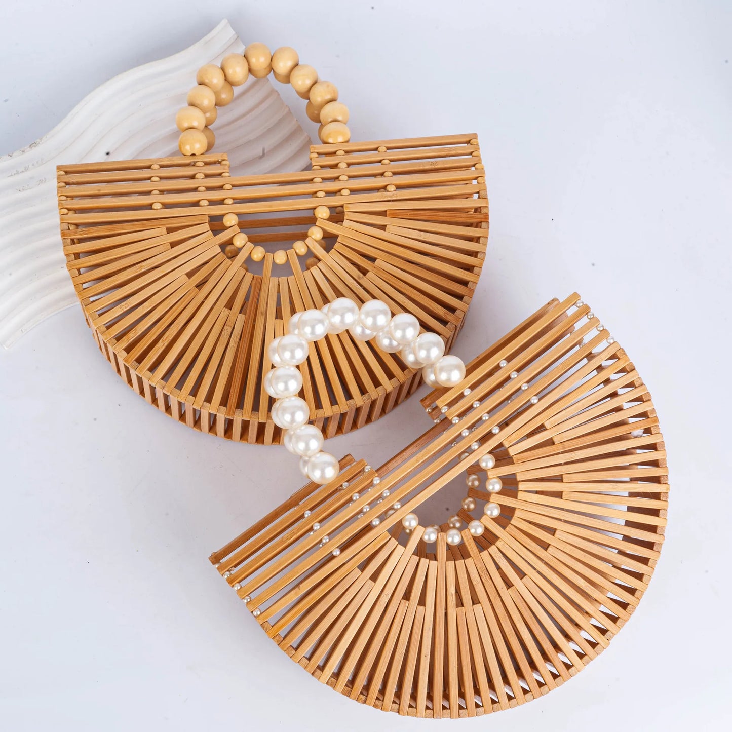 Handmade Fashion Bamboo Handbag Pearl Handle Design Elegant Women Hollow Out Beach Bag Vacation Women Straw Bag Female Bags