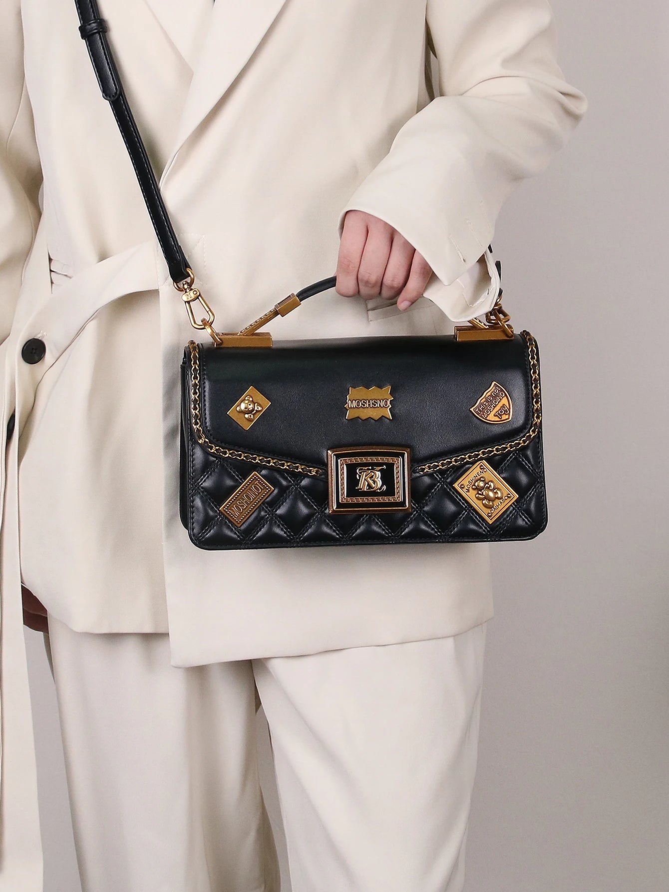 2026 fashionable new luxury high-grade handbag fashionable handbag temperament western embroidery design heavy hardware badge ha