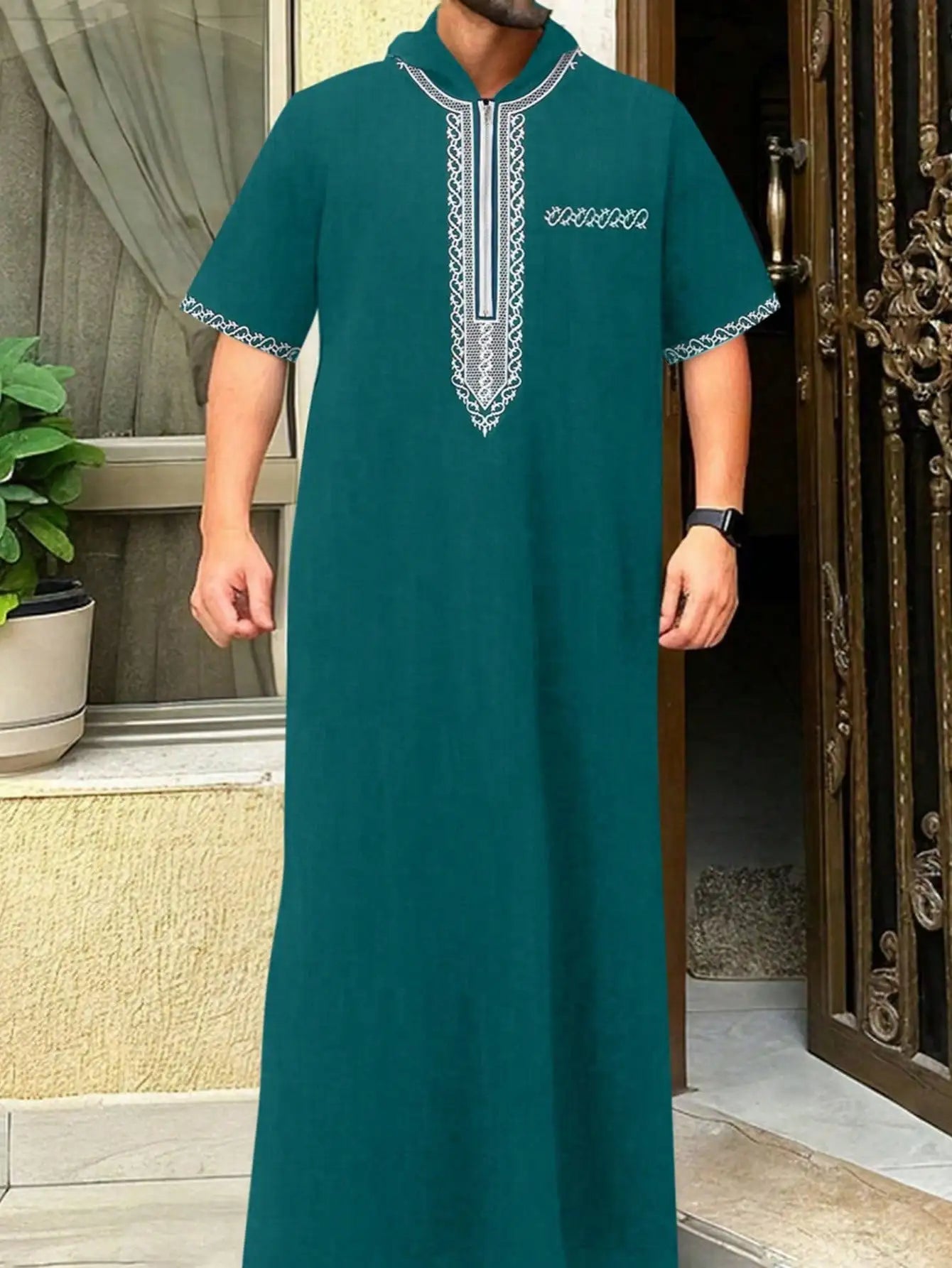 New men's loose hooded robe Luxury embroidered long sleeve Muslim garment robe Juba Sobi Traditional men's robe