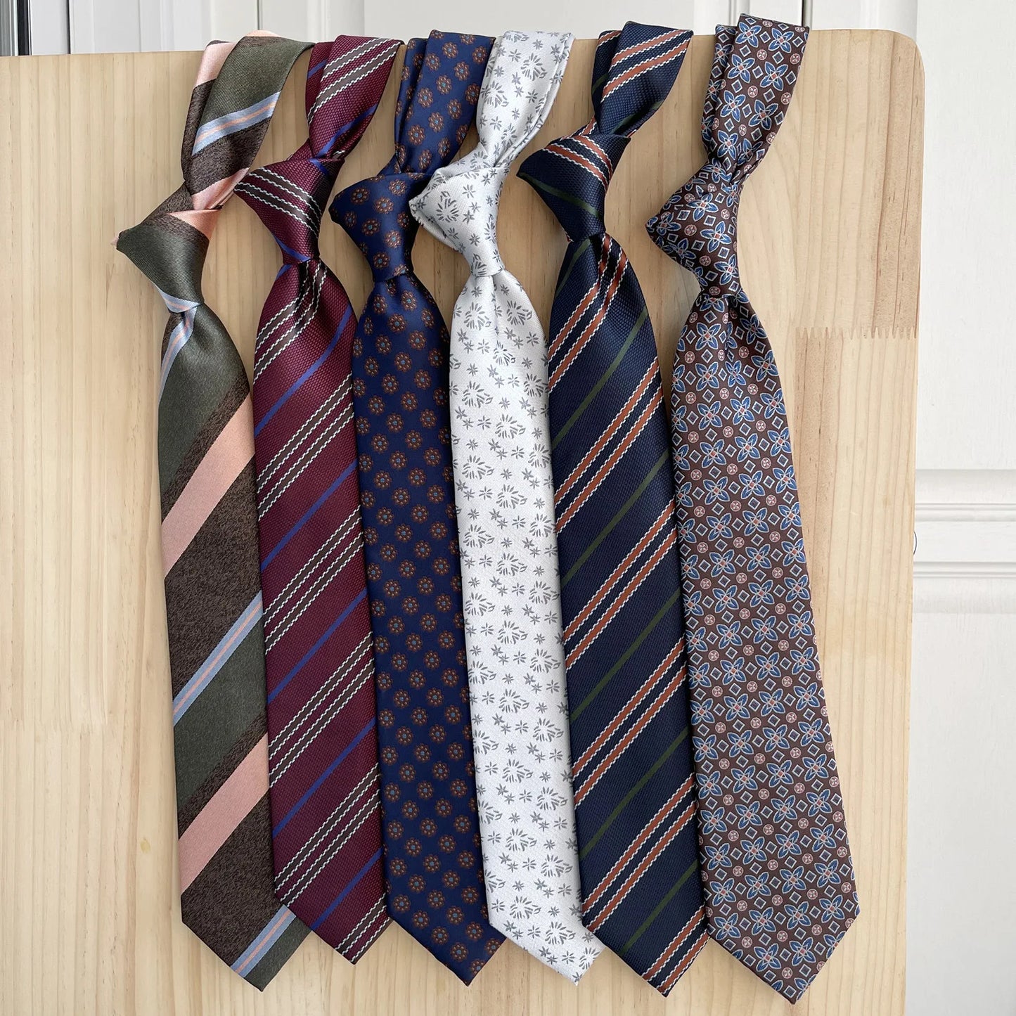 British Italian Style 8CM Formal Ties For Men Business Striped Floral White Brown Neckties Luxury Silk Neck Ties Wedding Cravat