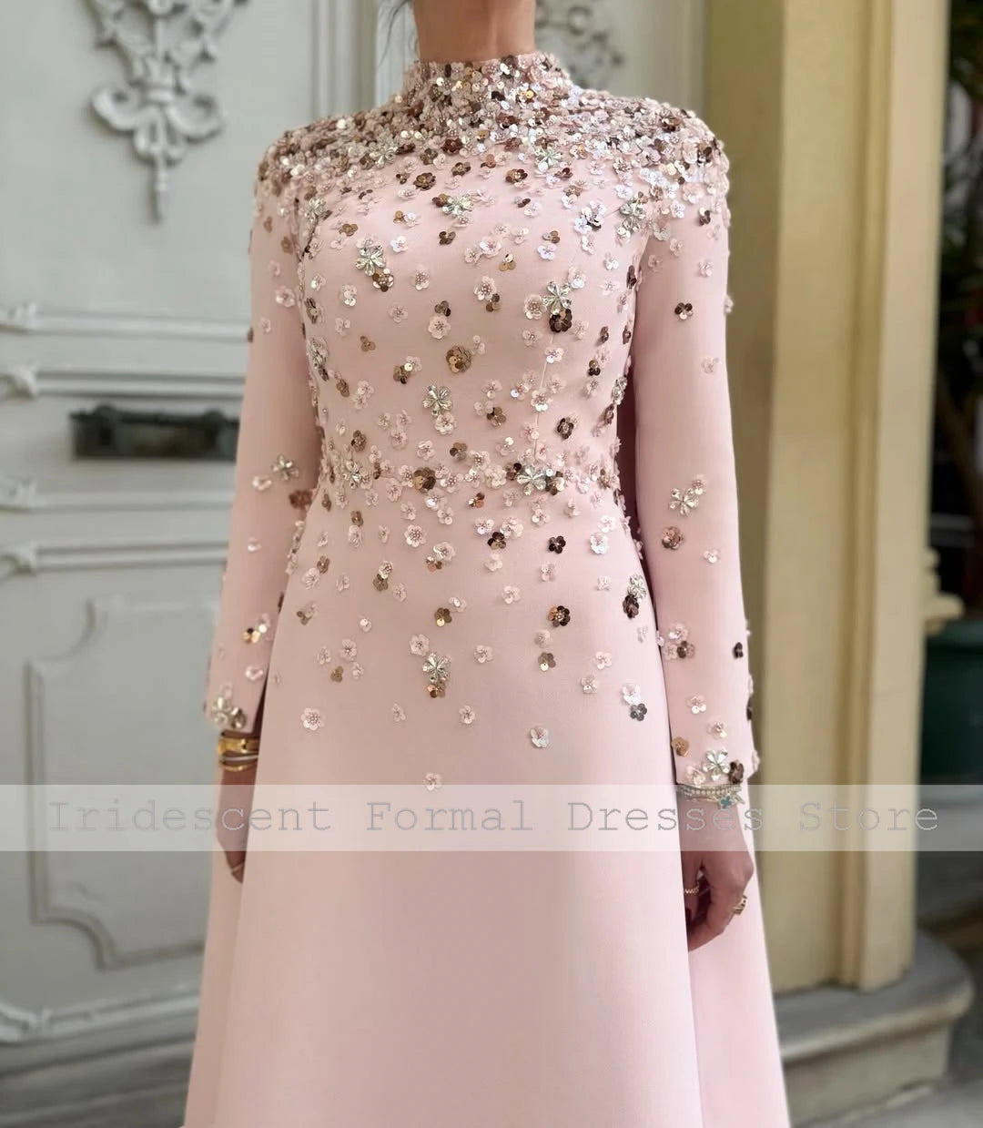 Customized Luxury Party Dress Light Pink Elegant Beaded Evening Dress Florals Exquisite Long Prom Formal Cocktail Gowns