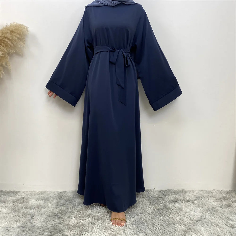 New Muslim fashion Abaya women's dress sold in Dubai in the Middle East Arab net color Islamic dress robe lace long dress