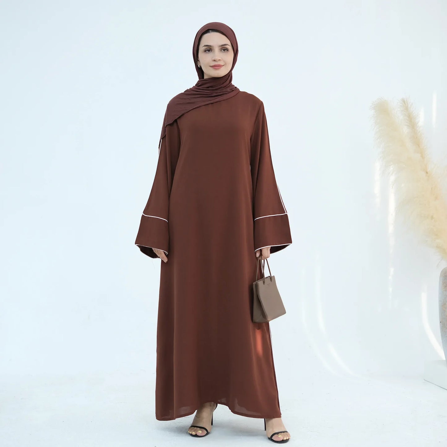 Eid Plain Closed Abaya Dress Silk Velvet Abayas for Women Dubai Luxury Muslim Modest Dresses Islamic Clothing Kaftan Hijab Robe