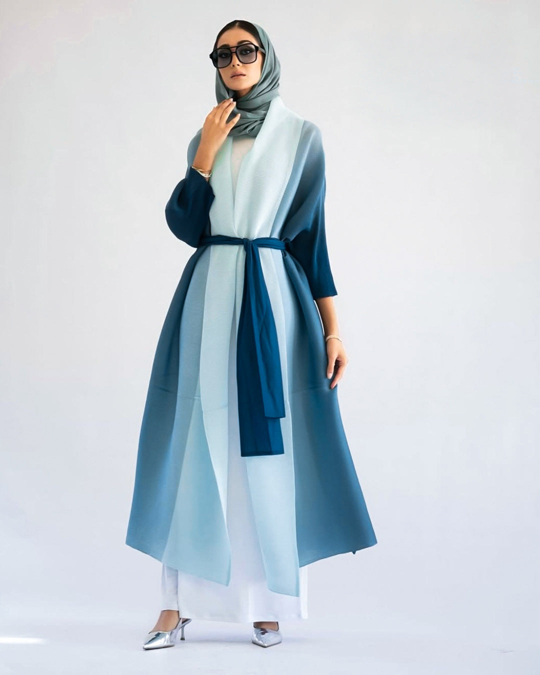 Fashionable Gradient Abaya Cape