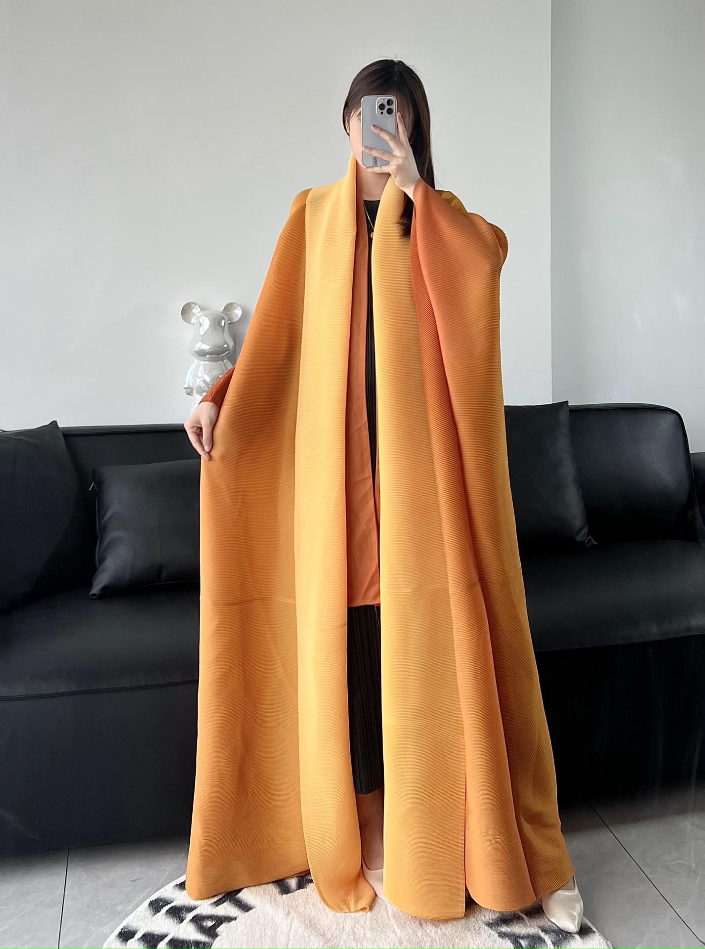 Fashionable Gradient Abaya Cape